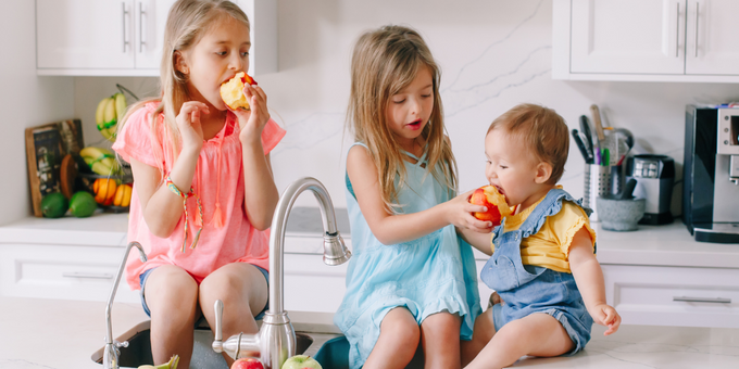 Breaking News: Why Fruit Beats Savoury Snacks For Mental Health