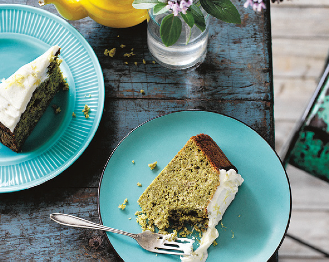 Green Smoothie Cake with Lemon Cheese Whip