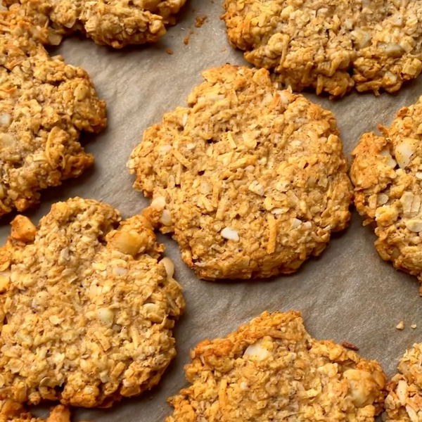 ANZAC biscuits - I Quit Sugar