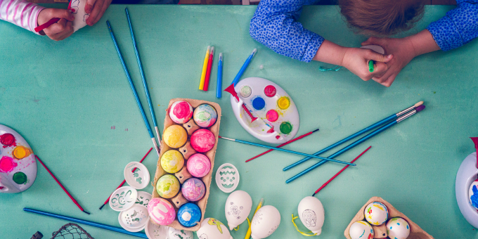 3 Tricks to a Fun, Sugar-Free Easter (It’s Possible, We Swear!)