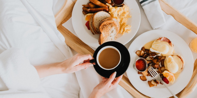 Fun and Sugar-Free Recipes for a Classic Mother’s Day Breakfast in Bed