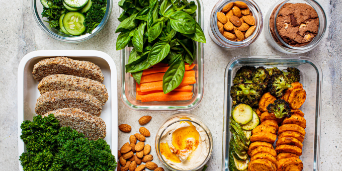 Why We Meal Prep on the 8-Week Program