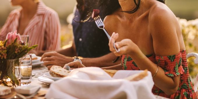 5 Delicious Dishes + Drinks for Galentine’s Day