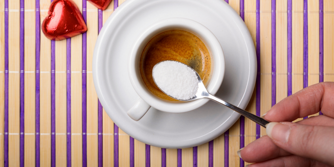 Why Artificial Sweeteners Won’t Help You Quit Sugar