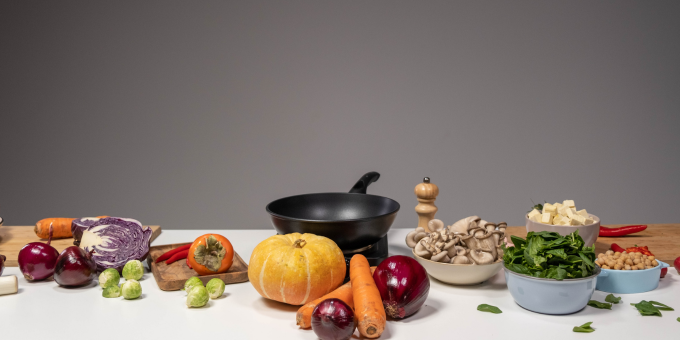 8 Powerful Foods for Hair Growth