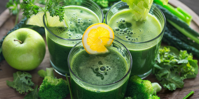 Green Smoothies Vs Green Juices: Which is Healthier?